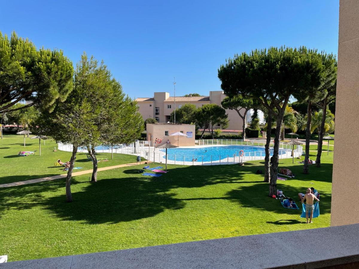 En la zona más tranquila del Novo Sancti Petri Apartamento Chiclana de la Frontera Exterior foto