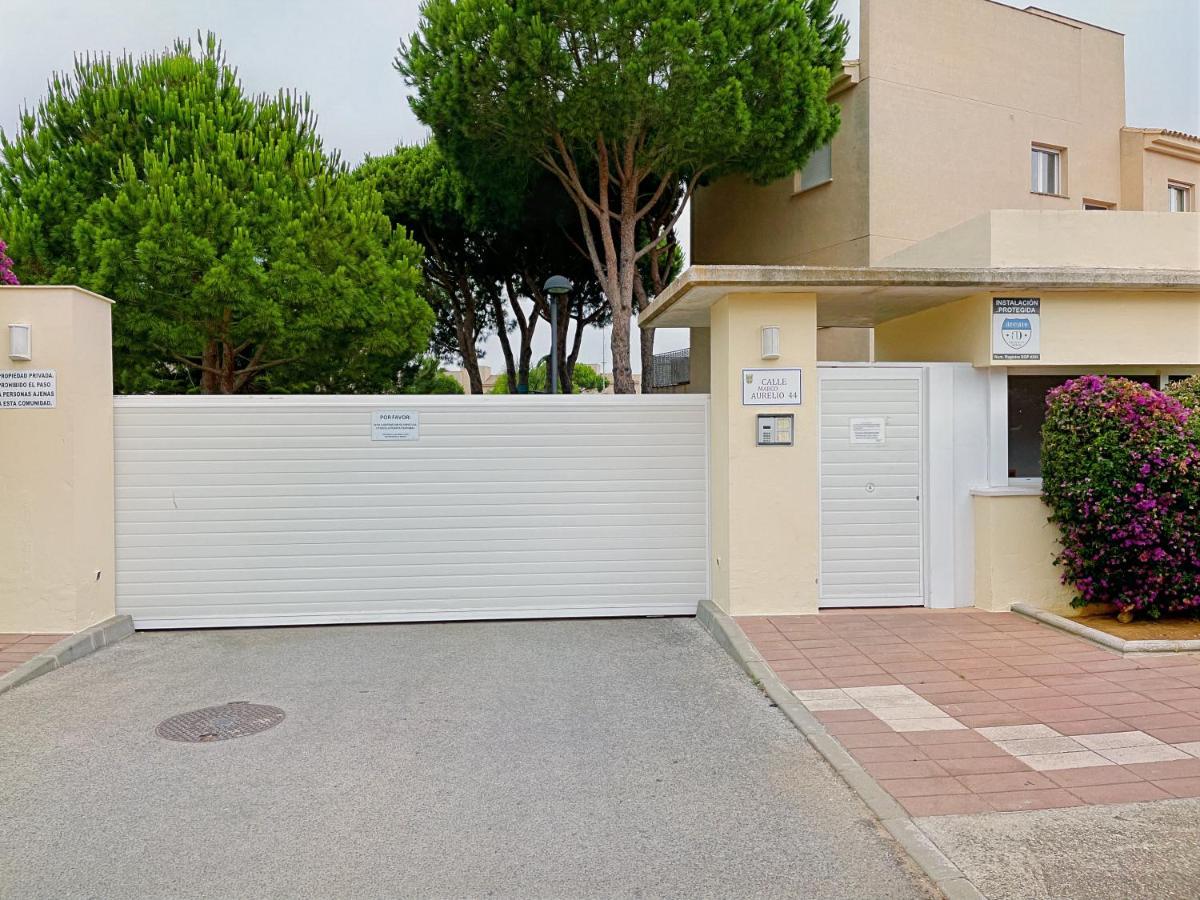 En la zona más tranquila del Novo Sancti Petri Apartamento Chiclana de la Frontera Exterior foto