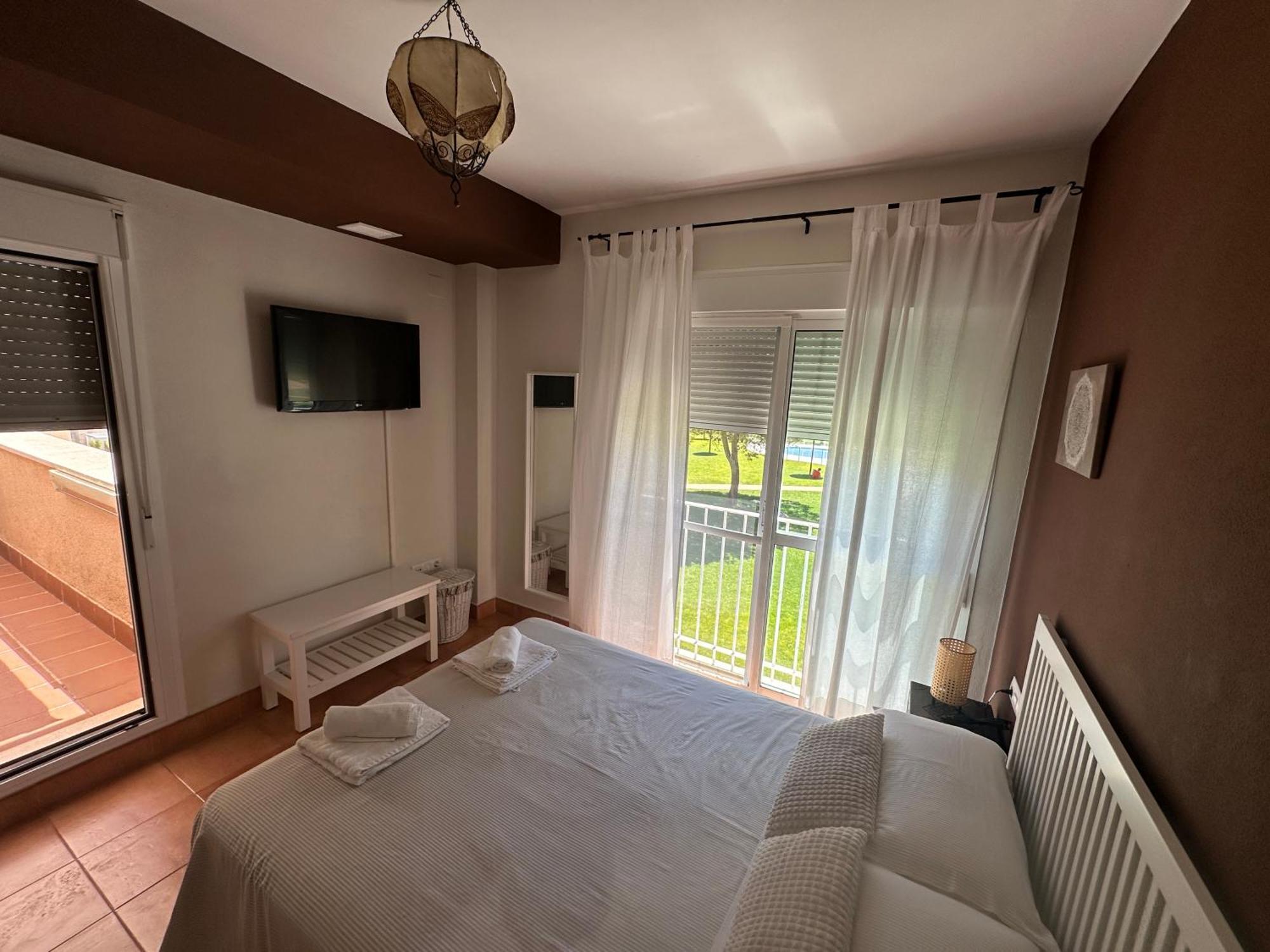 En la zona más tranquila del Novo Sancti Petri Apartamento Chiclana de la Frontera Exterior foto